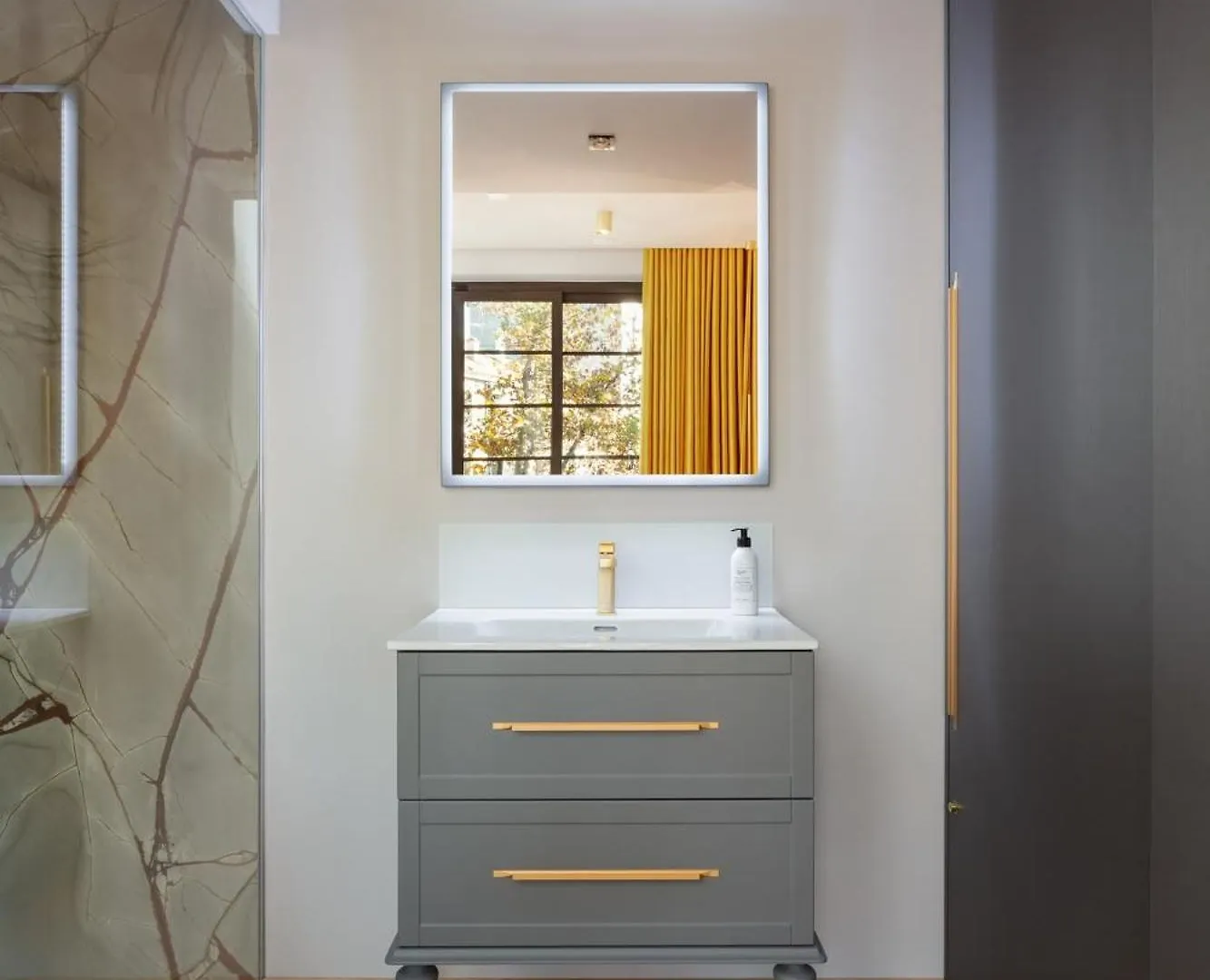 Mei Home: Esclusivo E Moderno Mediolan Apartament